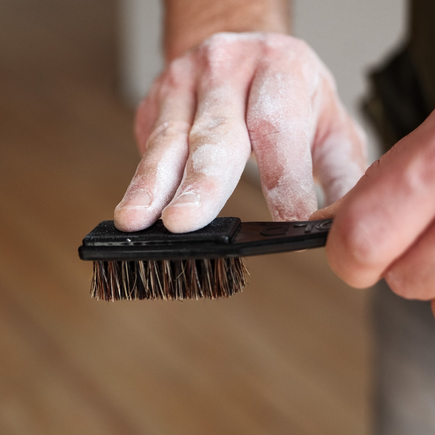 Eco Distribution Brush